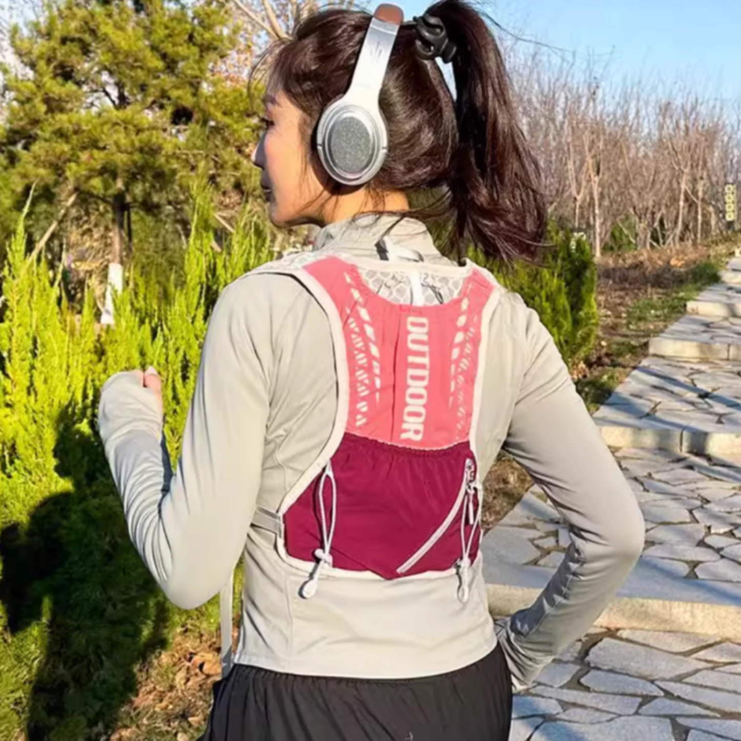 Outdoor Running Hydration Backpack - Trail Running Vest for Marathon Hiking Cycling
